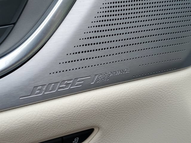 Certified 2024 Cadillac XT5 Premium Luxury w/ LPO, Floor Liner Package AWD/4WD image 25