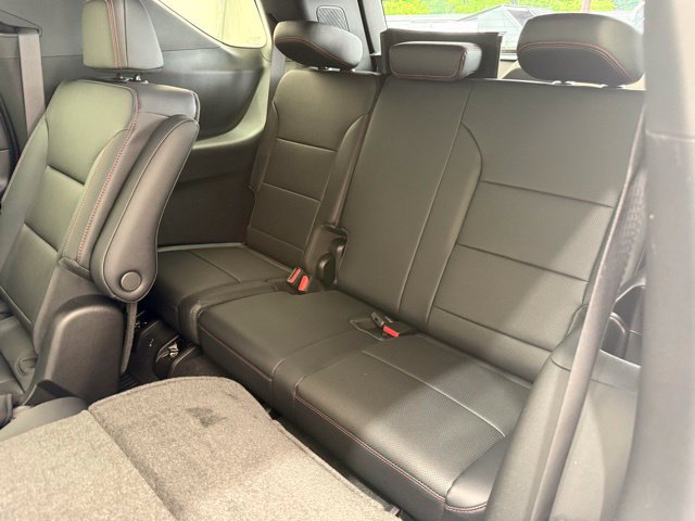 New 2026 Chevrolet Traverse Z71 w/ Enhanced Driving Package AWD/4WD image 25