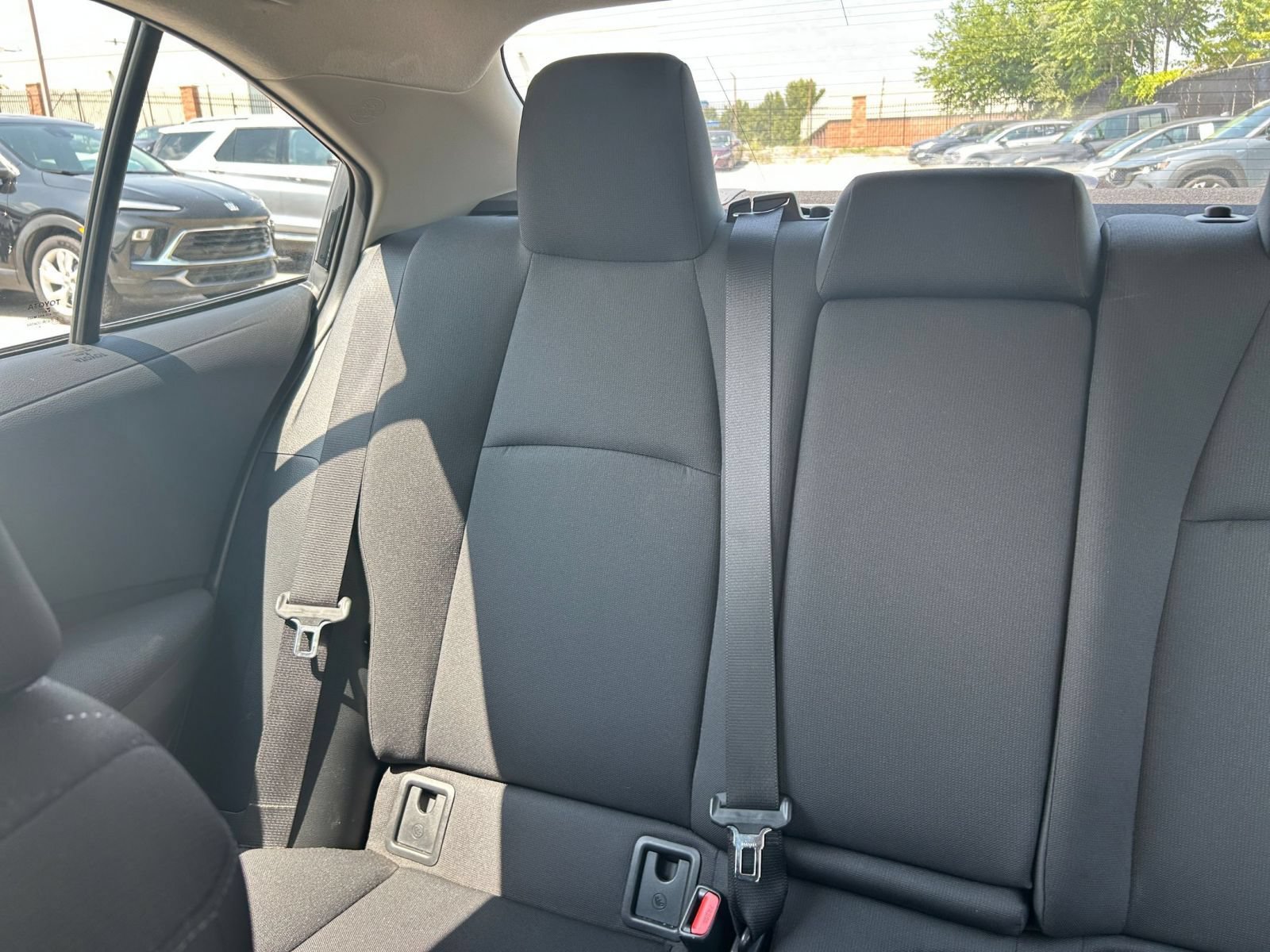 Used 2025 Toyota Corolla LE FWD image 34