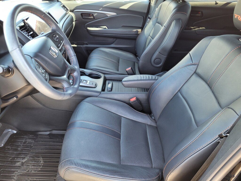 Certified 2023 Honda Passport TrailSport image 11