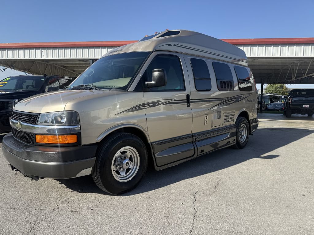 Used 2011 Chevrolet Express 2500 w/ Power Package RWD image 28