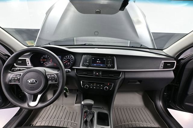 Used 2017 Kia Optima LX FWD image 22
