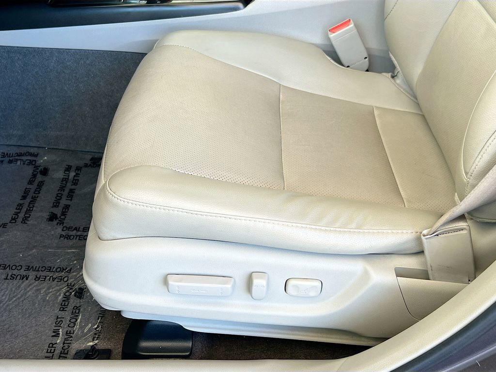 Used 2017 Acura RDX AWD w/ Advance Package image 19