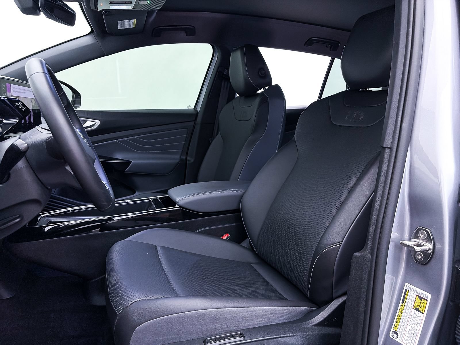 Used 2024 Volkswagen ID.4 S RWD image 17