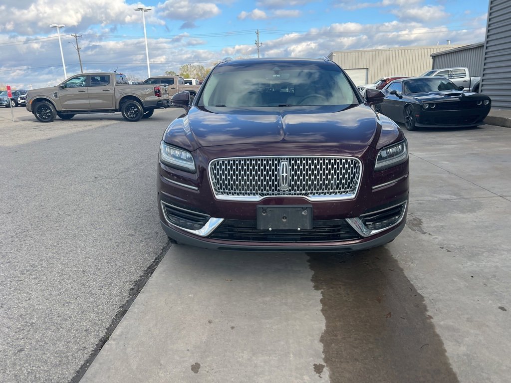Used 2019 Lincoln Nautilus Select image 2