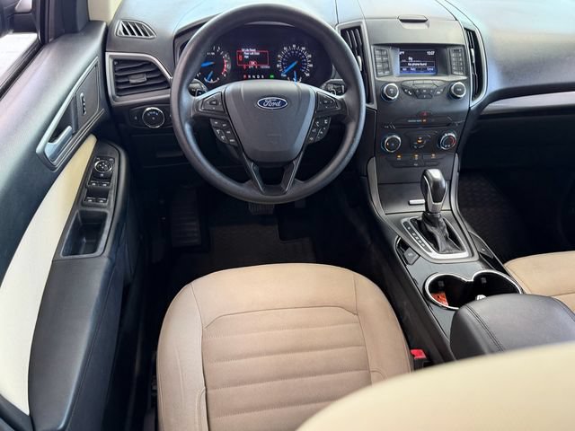 Used 2017 Ford Edge SE FWD image 8
