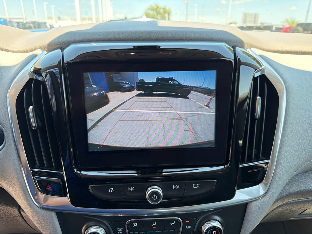 Used 2019 Chevrolet Traverse LT w/ LPO, Floor Liner Package AWD/4WD image 29