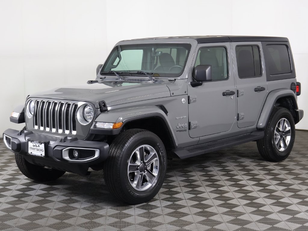 Used 2021 Jeep Wrangler Unlimited Sahara w/ Uconnect 4C Nav & Sound Group image 5