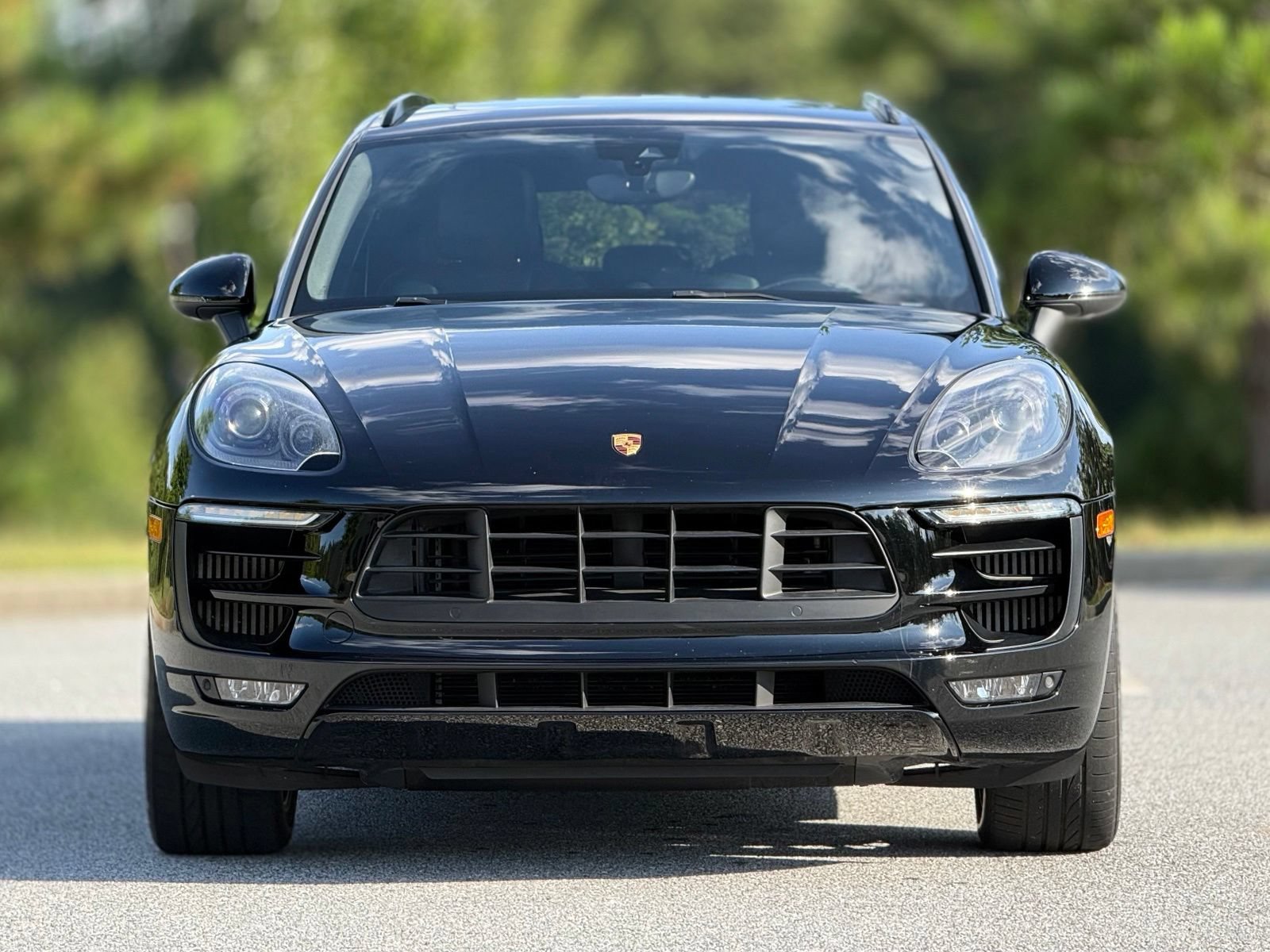 Used 2017 Porsche Macan GTS w/ Sport Chrono Package AWD/4WD image 3