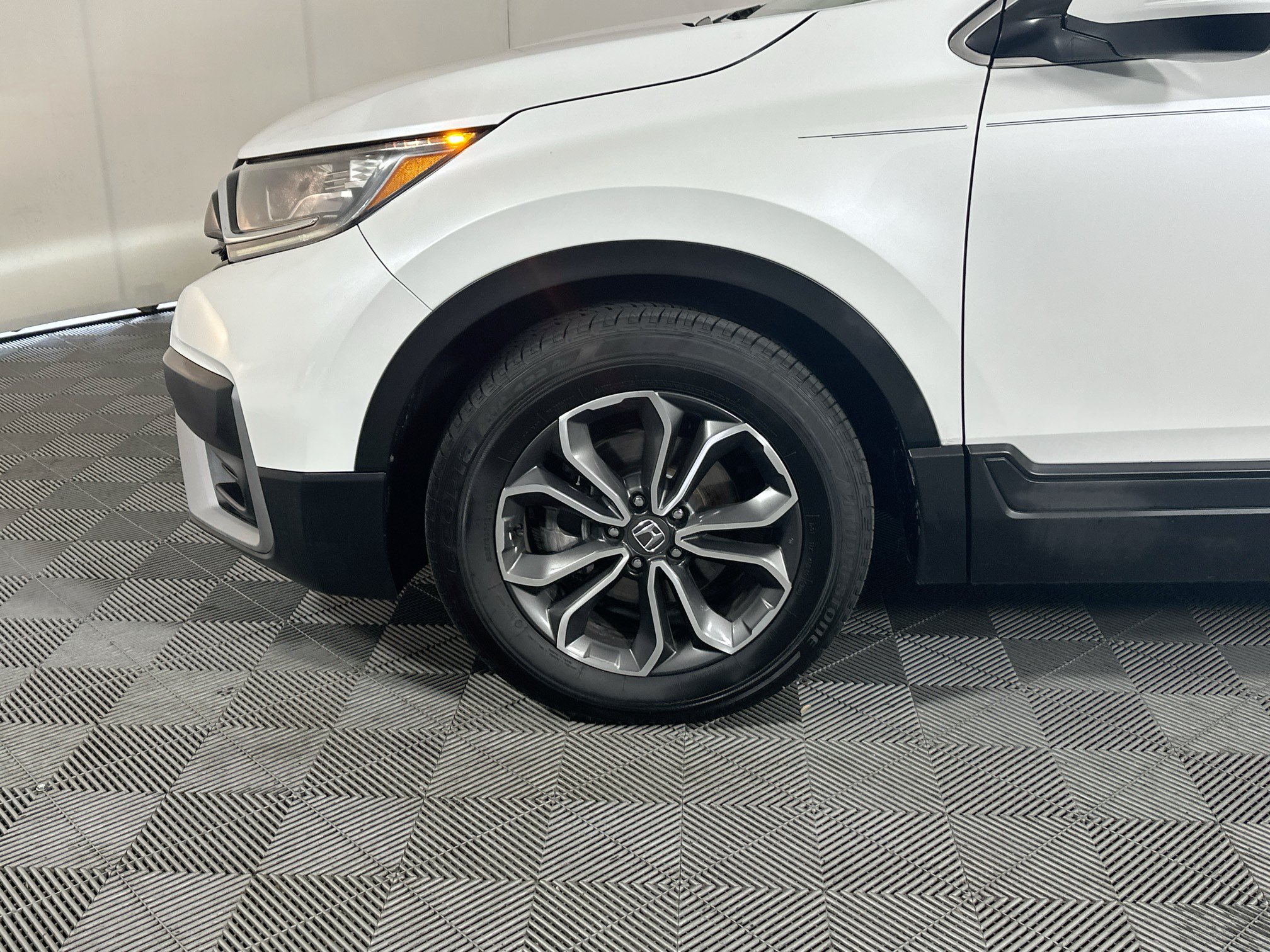 Used 2020 Honda CR-V EX-L image 11