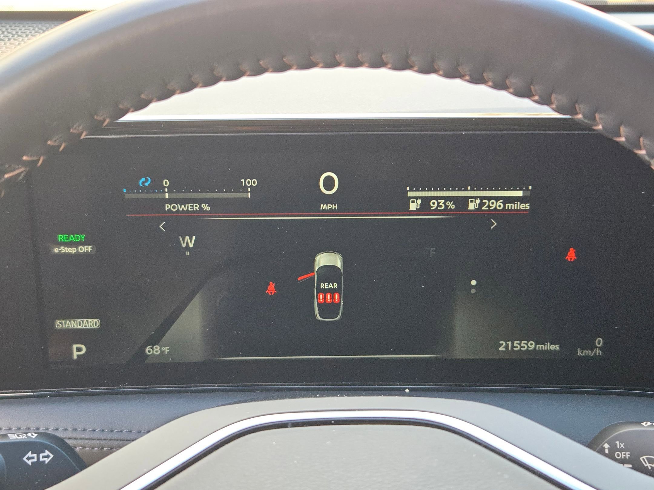 Certified 2023 Nissan Ariya FWD image 11