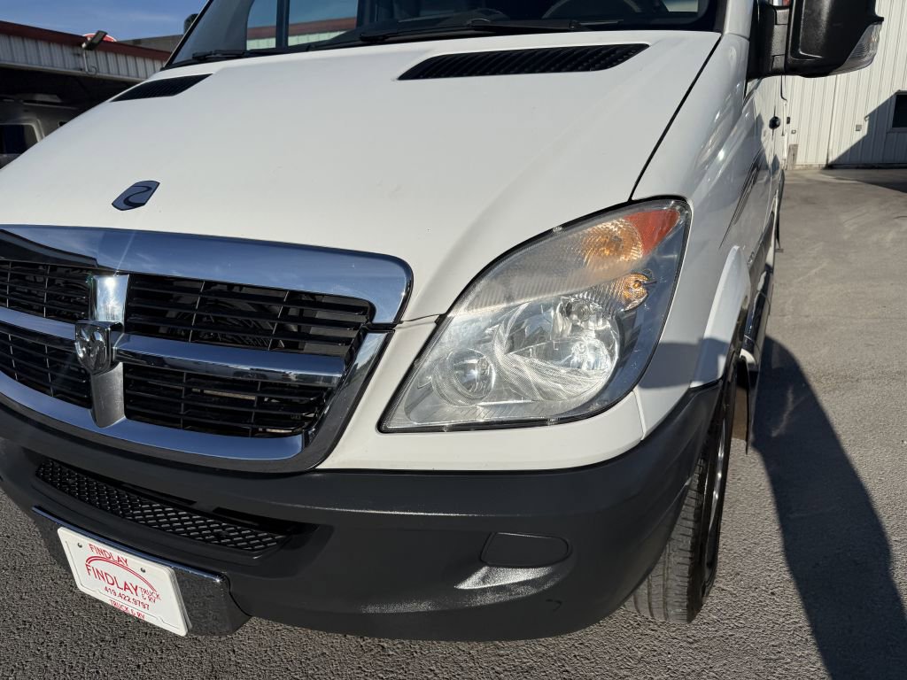 Used 2008 Dodge Sprinter 2500 w/ Trailer Tow Group image 19