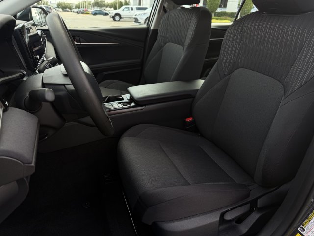 Used 2026 Toyota Camry LE FWD image 23