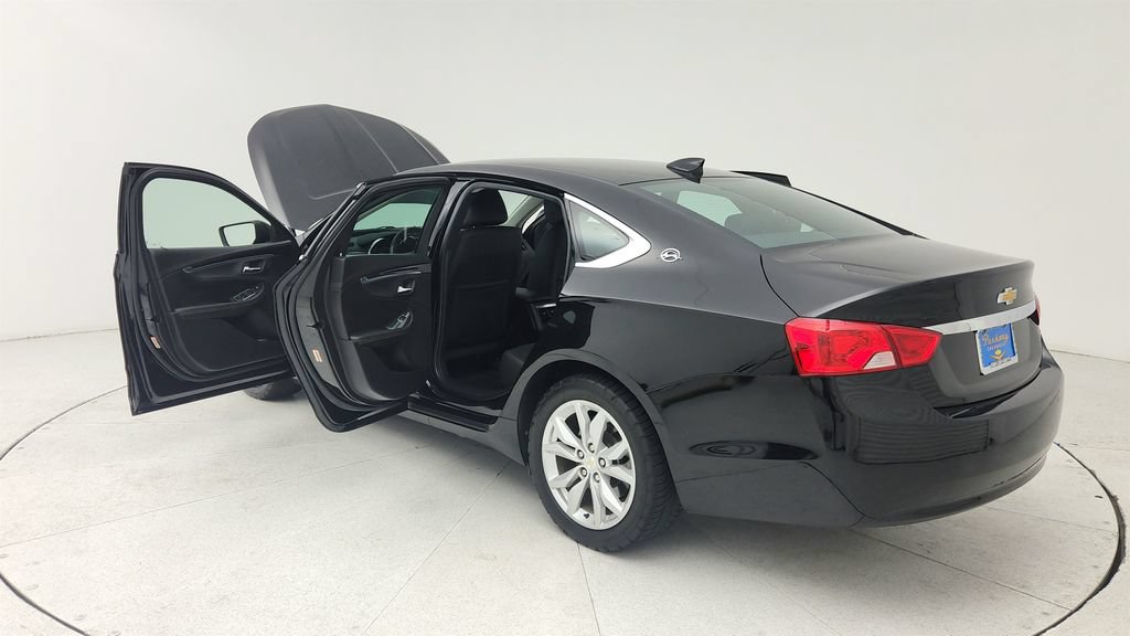 Used 2016 Chevrolet Impala LT w/ Convenience Package FWD image 11