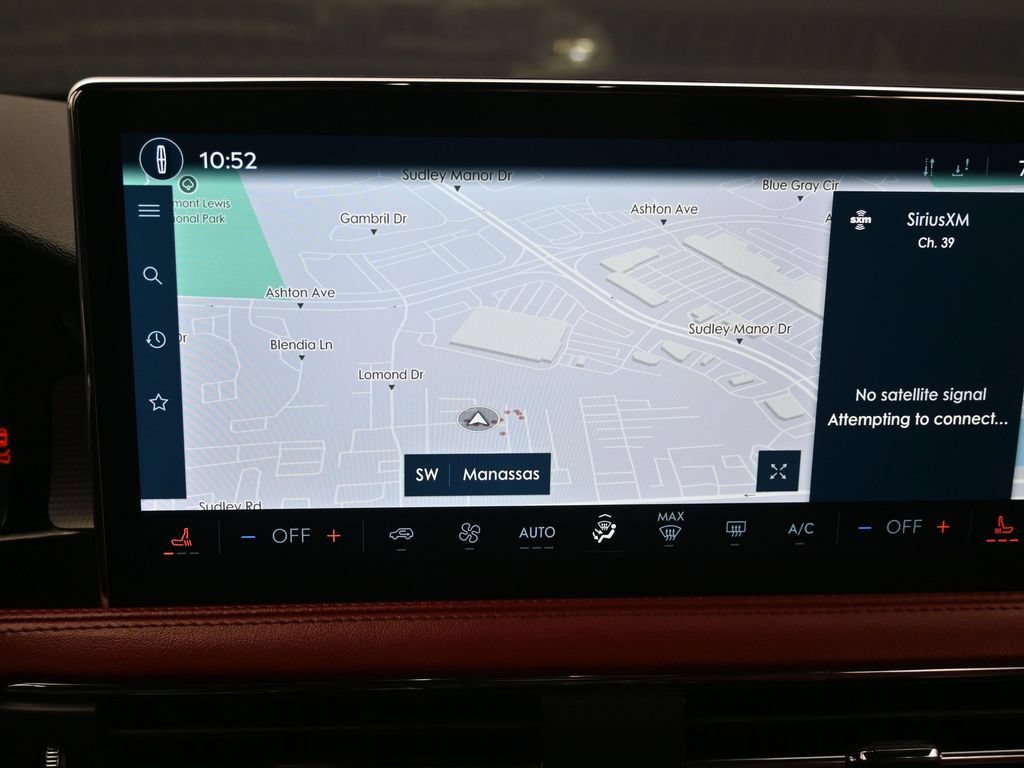 Used 2023 Lincoln Corsair Reserve AWD/4WD image 17
