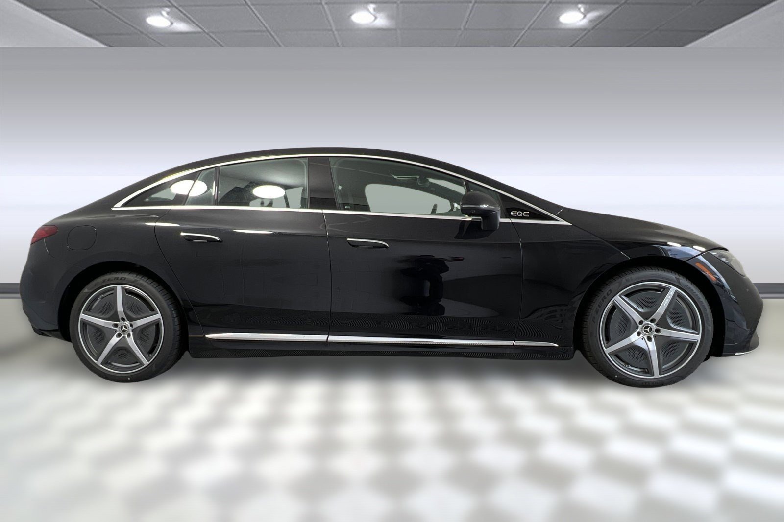 New 2025 Mercedes-Benz EQE 350+ 4MATIC Sedan image 8