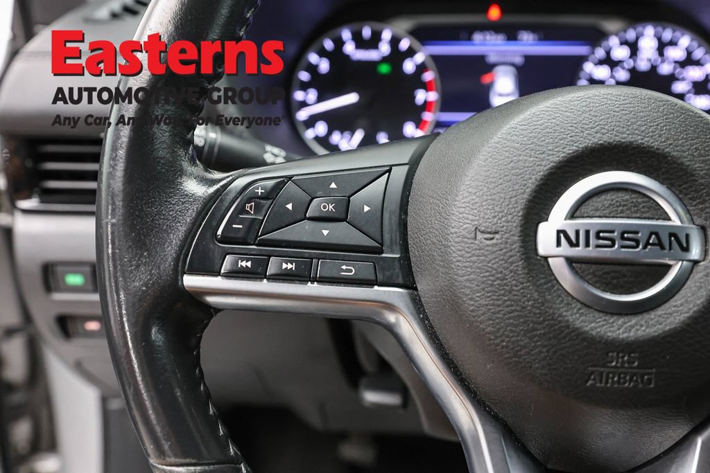 Used 2022 Nissan Sentra SV FWD image 15