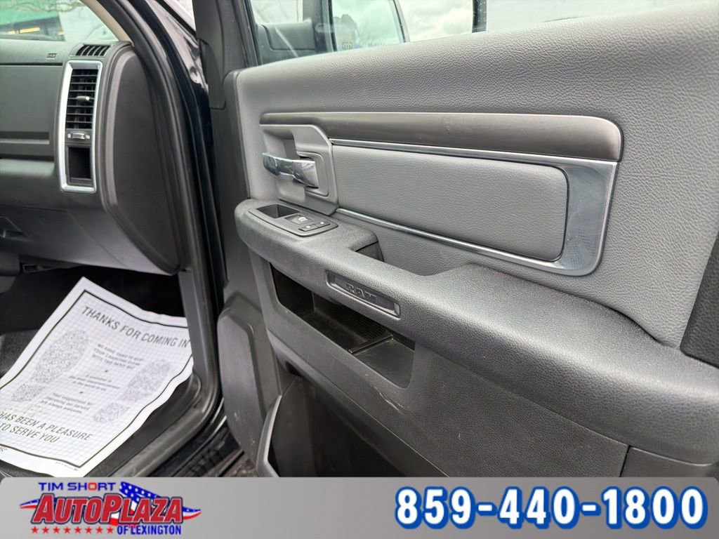 Used 2021 RAM 1500 Classic SLT image 19