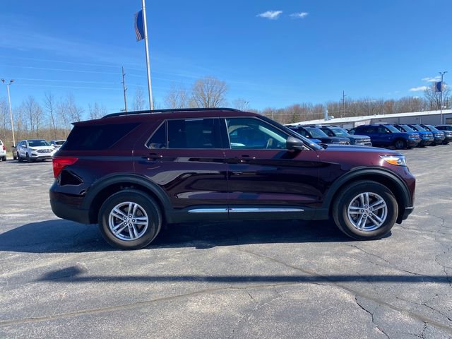 Used 2022 Ford Explorer XLT image 12