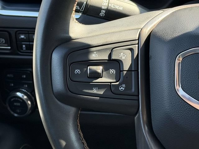 Used 2023 GMC Yukon AT4 w/ AT4 Premium Plus Package AWD/4WD image 19
