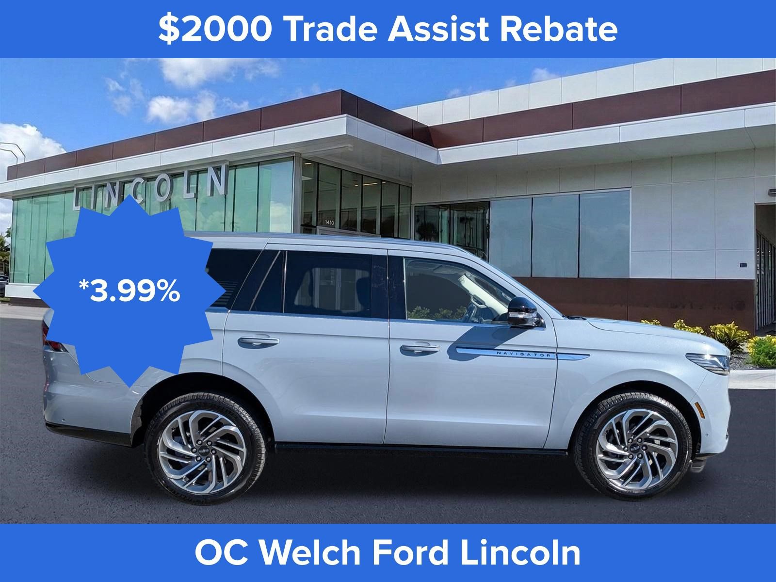 Certified 2025 Lincoln Navigator Reserve AWD/4WD image 4