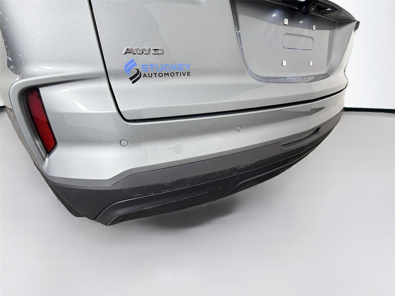 Used 2024 Cadillac XT4 Luxury w/ Cold Weather Package image 32