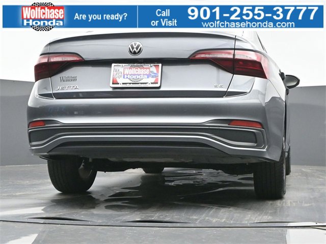 Used 2024 Volkswagen Jetta SE w/ Panoramic Sunroof Package image 25