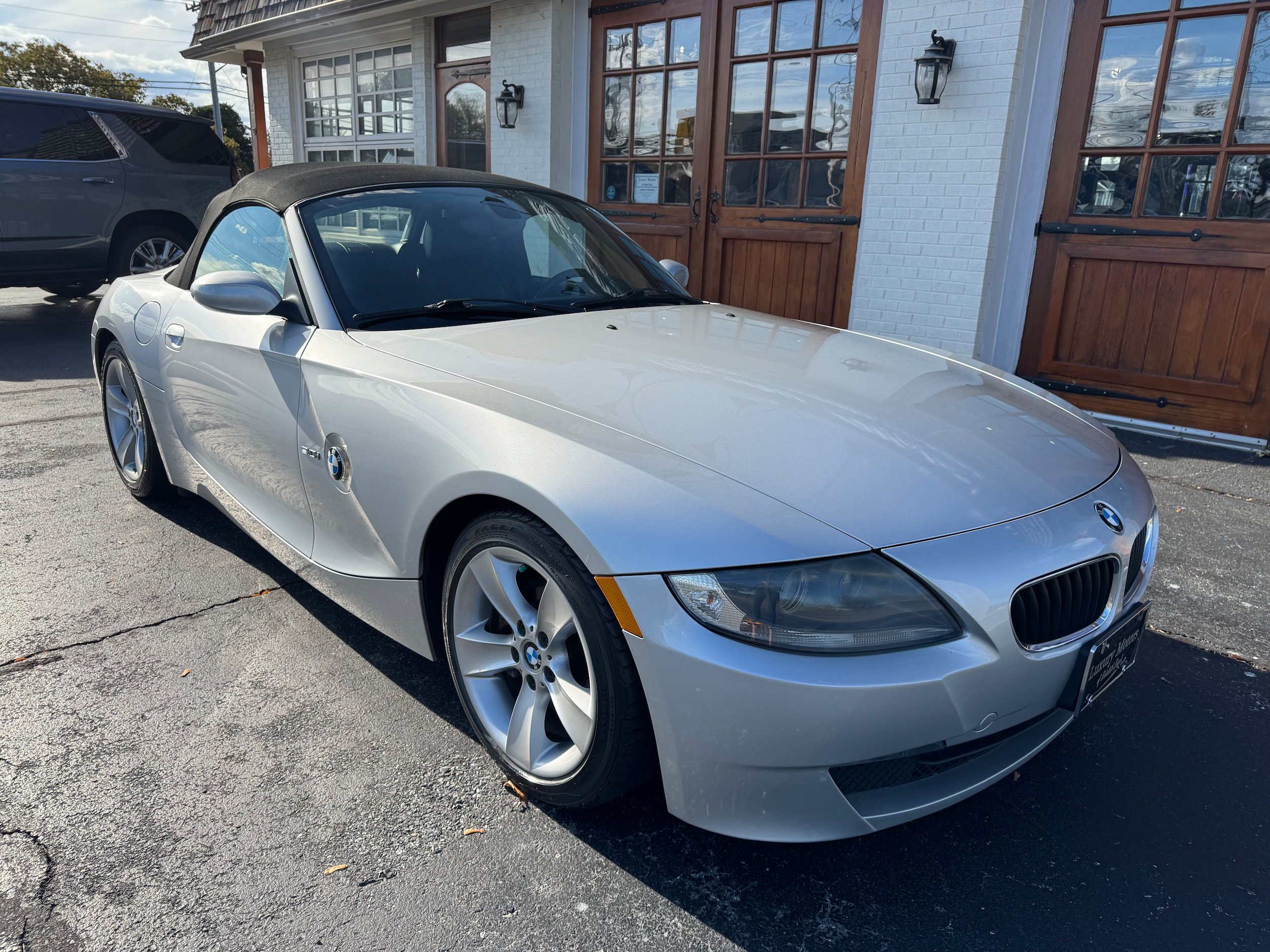 Used 2006 BMW Z4 3.0i RWD image 14