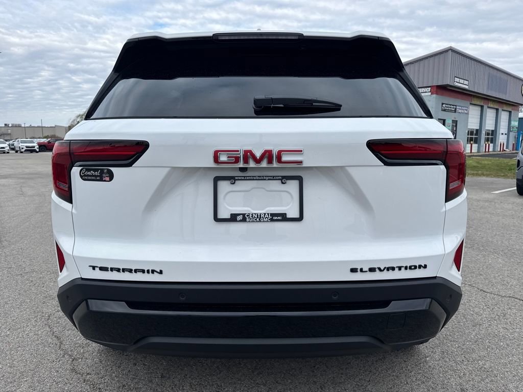 New 2026 GMC Terrain Elevation w/ Black Edition FWD image 5