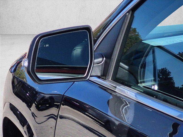 Used 2020 GMC Acadia Denali w/ Trailering Package AWD/4WD image 14