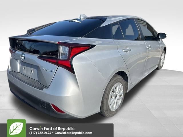 Used 2020 Toyota Prius LE image 22