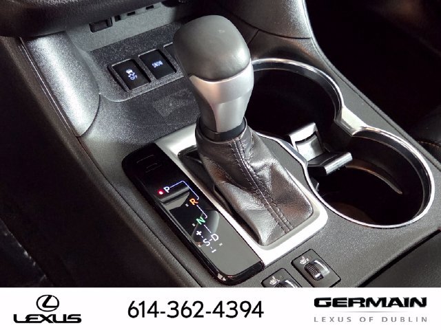 Used 2019 Toyota Highlander XLE AWD/4WD image 25