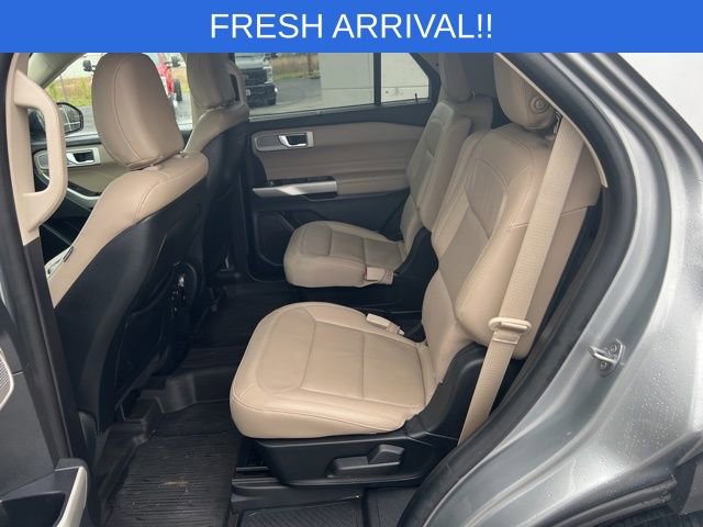 Used 2020 Ford Explorer Limited w/ Class III Trailer Tow Package image 12