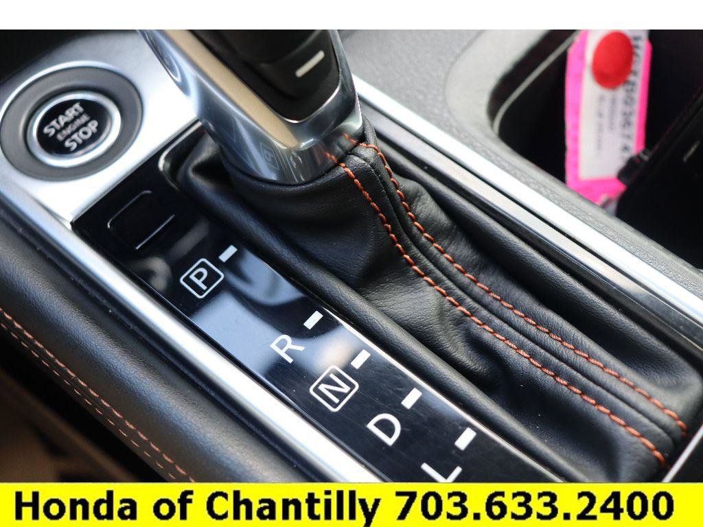 Used 2021 Nissan Sentra SR w/ SR Premium Package image 18