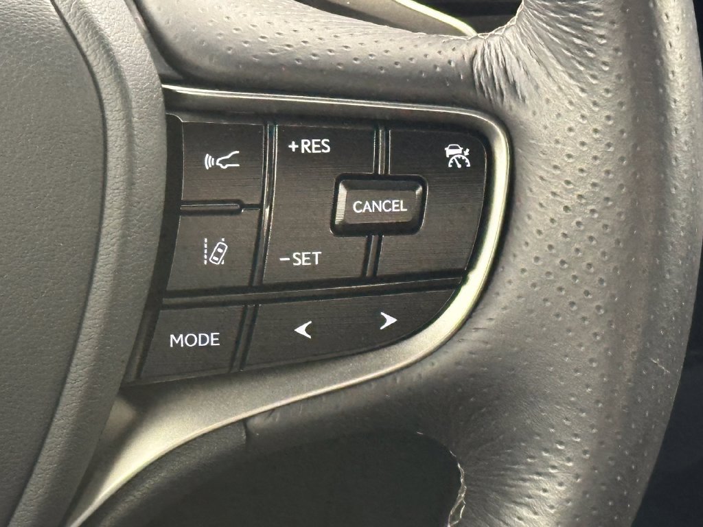 Used 2023 Lexus ES 350 F Sport w/ Accessory Package (Z1) FWD image 32