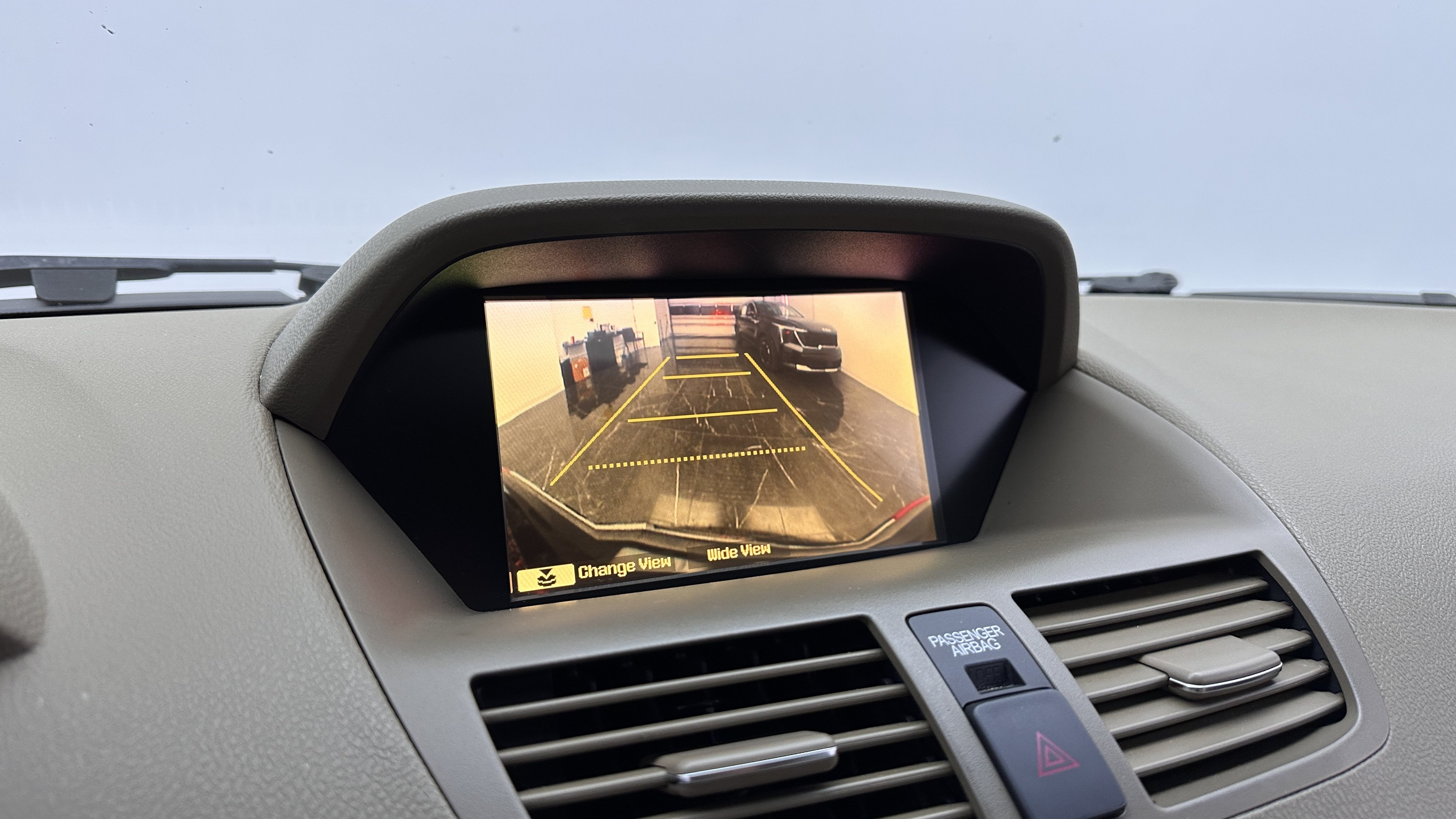 Used 2011 Acura MDX w/ Technology Package AWD/4WD image 18