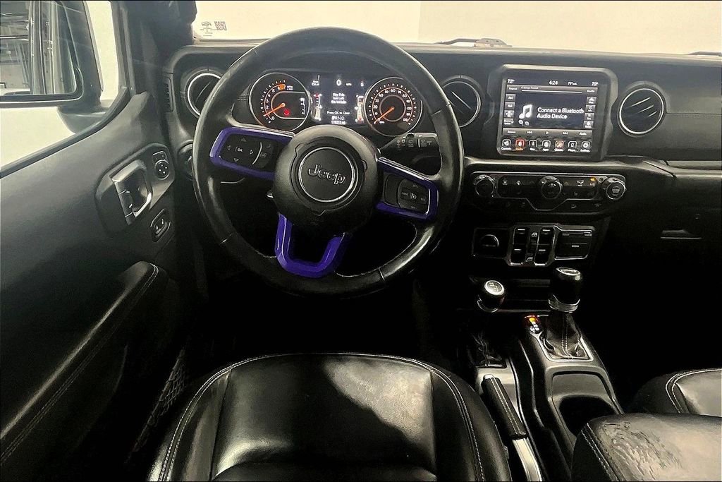 Used 2020 Jeep Wrangler Unlimited Sahara image 5