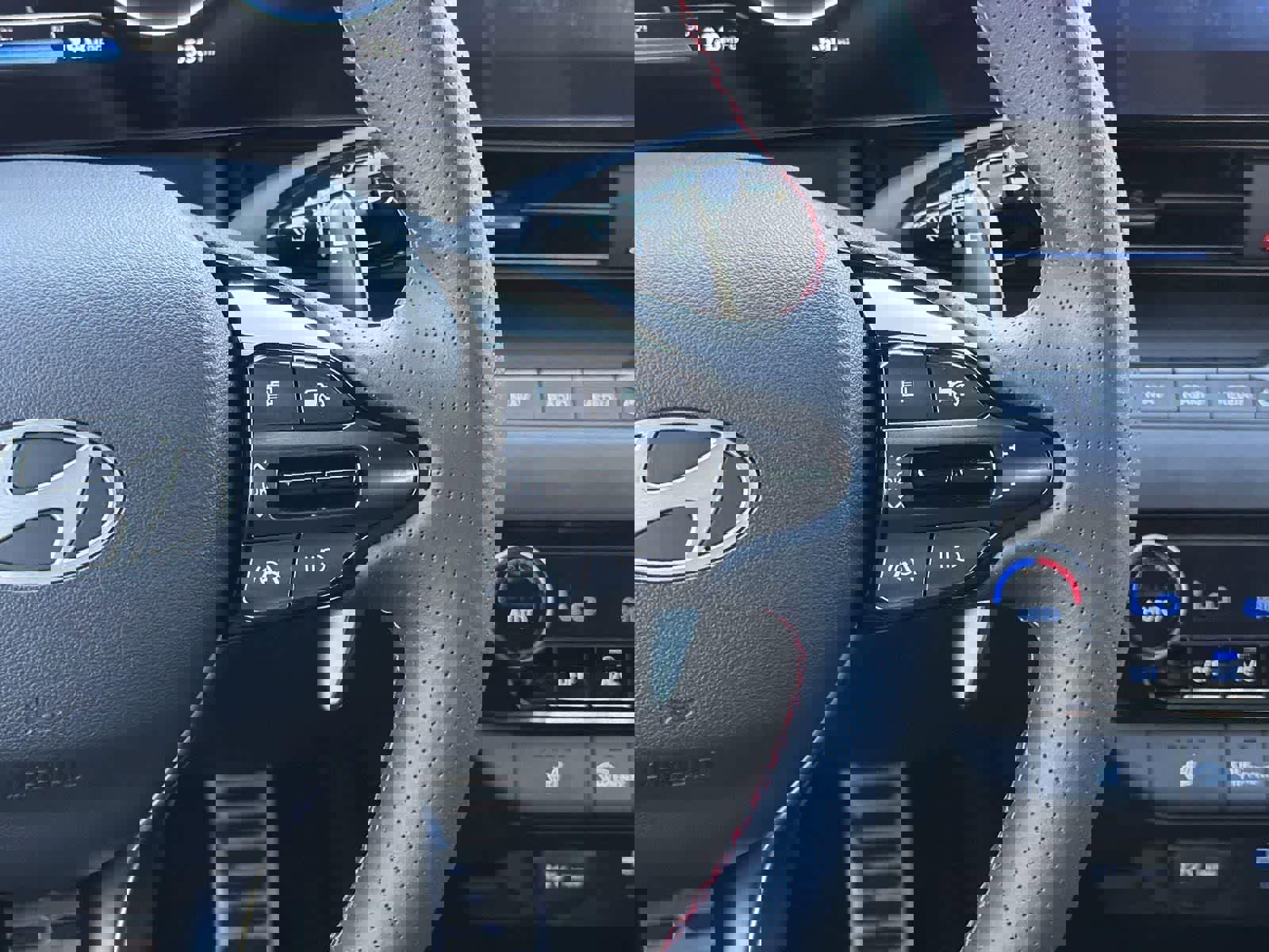 Certified 2025 Hyundai Elantra N Line image 14