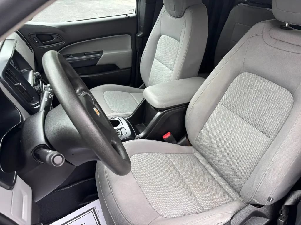 Used 2016 Chevrolet Colorado W/T w/ WT Convenience Package AWD/4WD image 11