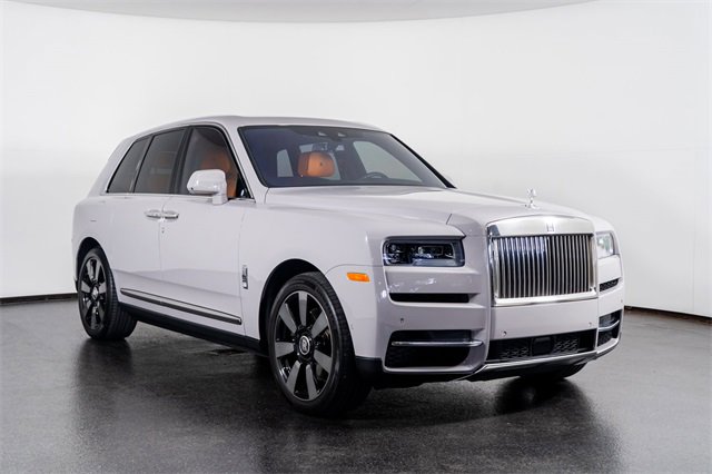 Used 2023 Rolls-Royce Cullinan image 4