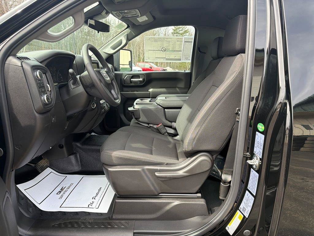 New 2026 GMC Sierra 2500 Pro w/ X31 Off-Road Package AWD/4WD image 8
