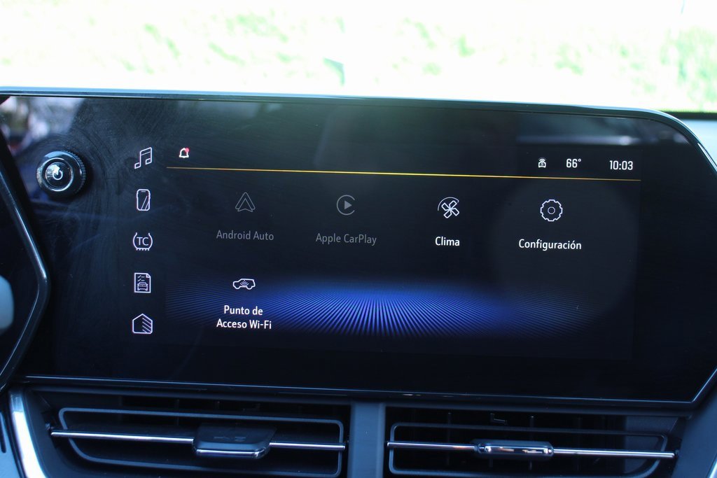 Used 2024 Chevrolet Trax RS w/ Sunroof Package image 25