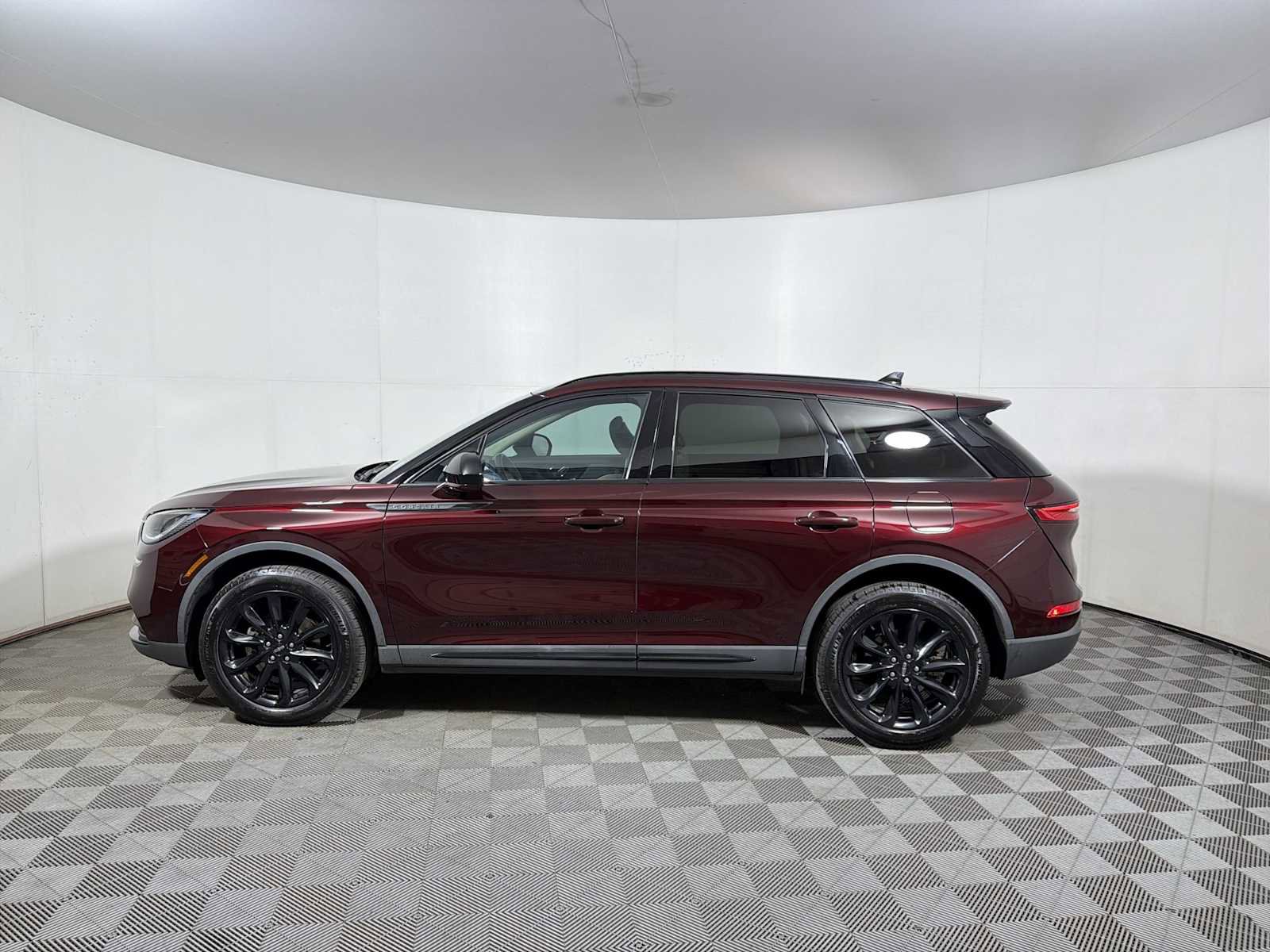 Used 2020 Lincoln Corsair AWD w/ Premium Package image 4