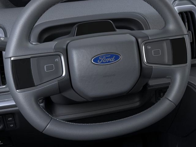 New 2025 Ford Expedition Active image 24