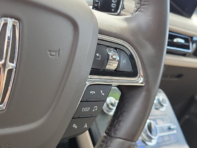 Certified 2023 Lincoln Nautilus Reserve AWD/4WD image 13