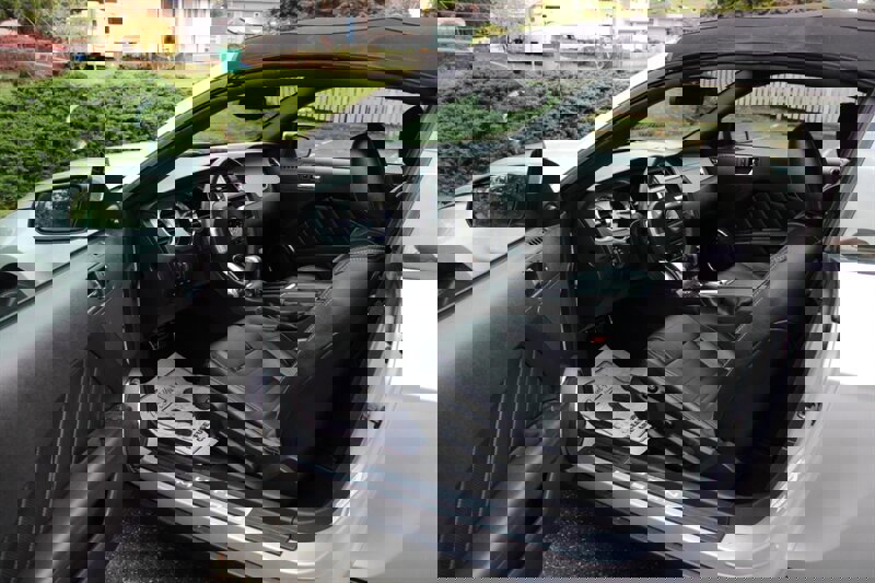 Used 2010 Ford Mustang Premium image 9