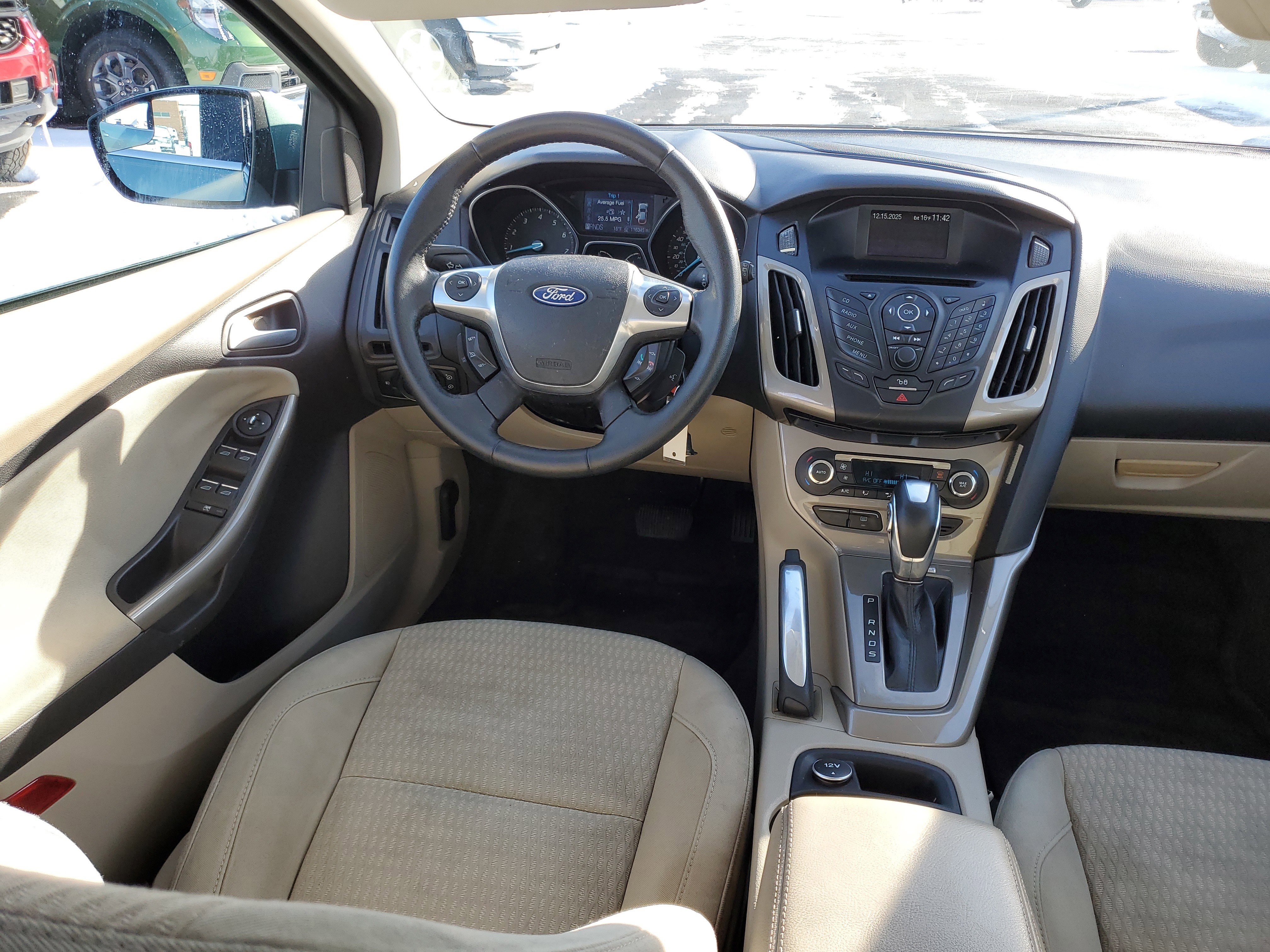 Used 2012 Ford Focus SEL image 11