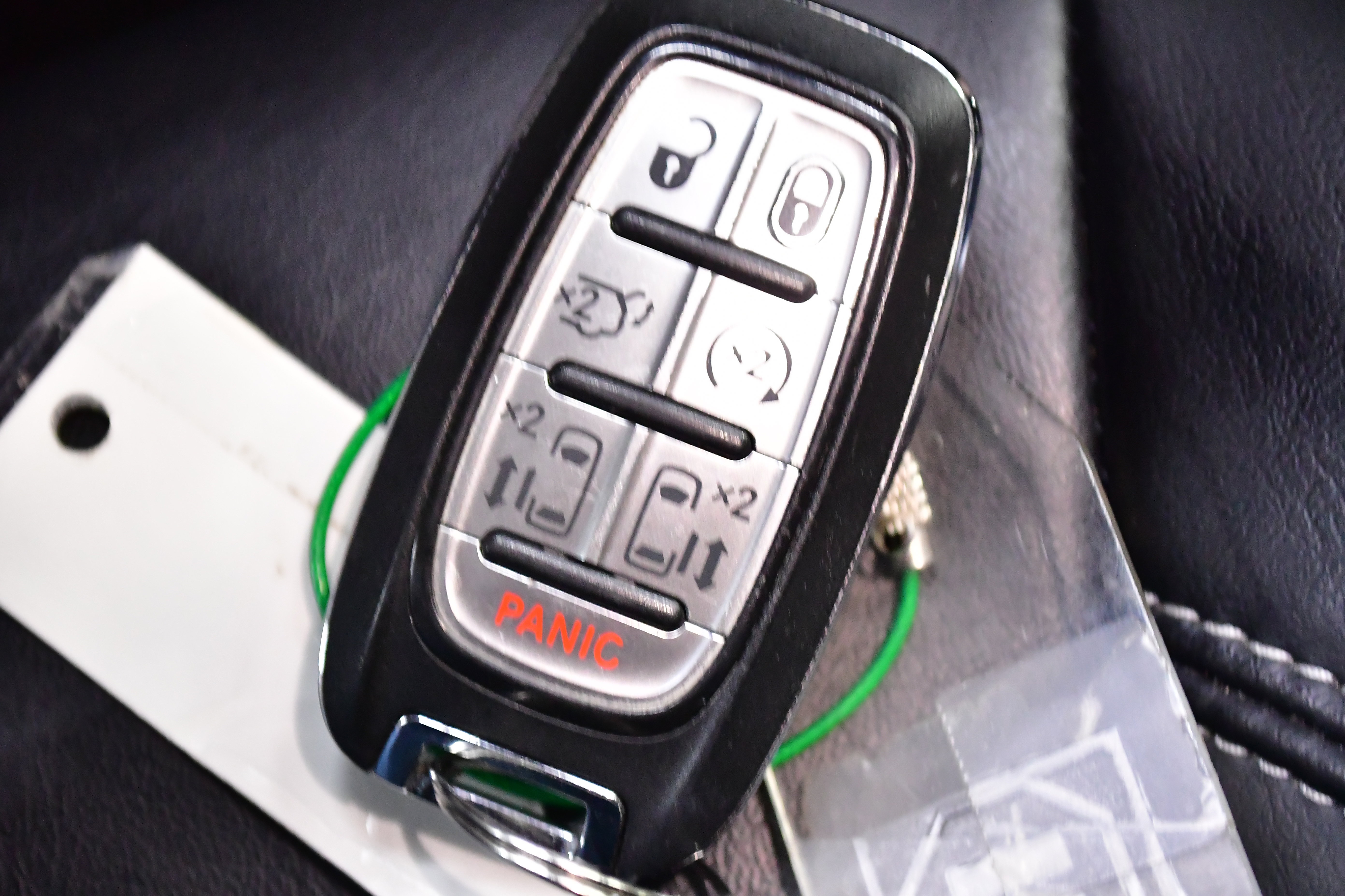 Used 2023 Chrysler Pacifica Touring-L FWD image 34