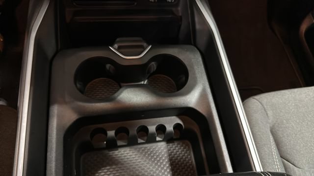 Used 2022 RAM 1500 Big Horn AWD/4WD image 18