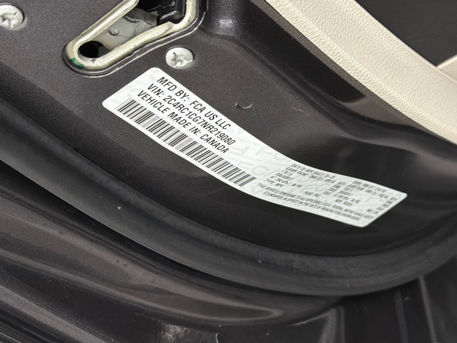 Used 2022 Chrysler Voyager LX image 34